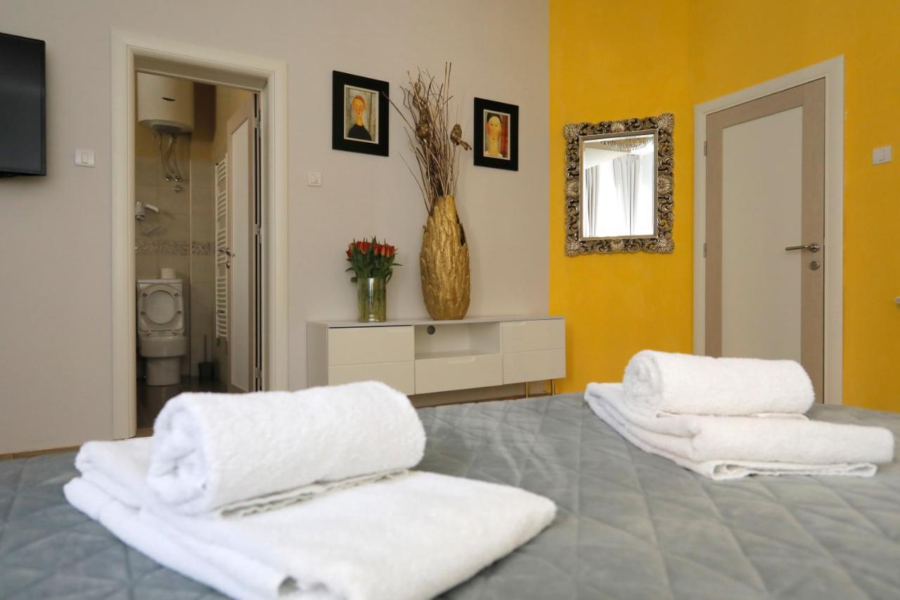 Bed&Breakfast Garden40 Belgrad Exterior foto